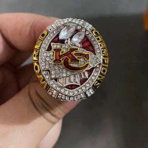 Kansas City Chiefs KC Super Bowl Championship Ring Fan Edition 2019 2020 Mahomes